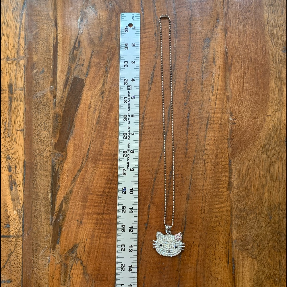 Hello Kitty Necklace - Picture 6 of 6